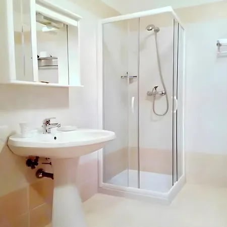 Palazzo Cavoti 4* ガラティーナ