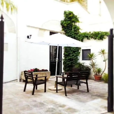 ベッド・アンド・ブレックファスト Palazzo Cavoti ガラティーナ