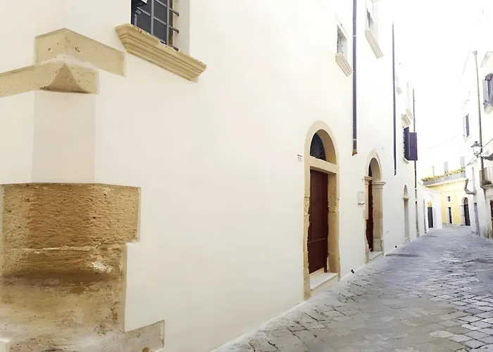 Palazzo Cavoti 加拉蒂纳